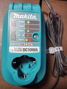 マキタ 7.2V/10.8V専用 純正充電器【DC10WA】