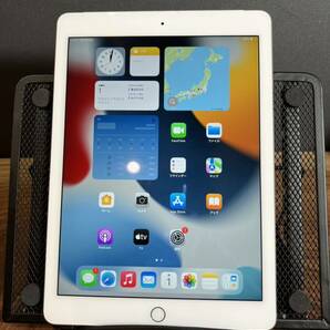［美品］Apple iPad Air2/32GB/SIMフリー/Wi-Fi+Cellular/ゴールド6273