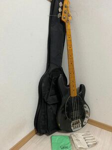 ミュージックマン・スティングレイ MUSIC MAN StingRay