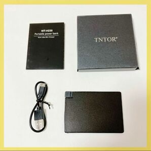 【ジャンク品】PSE認証済　TNTOR モバイルバッテリー 軽量 小型 コンパクト携帯充電器 4.5mm 2500mAh 超薄 