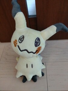 ポケモン　ミミッキュ　三英　ぬいぐるみ