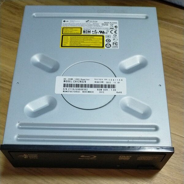 LG CH12NS28 ブルーレイドライブ Blu-rayドライブ BD BD119 動作確認済 