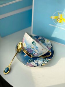 LINBERG ceramic セラミック　新品　ティーカップ　ソーサー　スプーン付き　セット　洋食器　お祝い　プレゼント　ブルー
