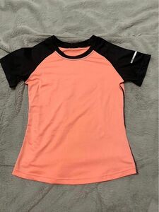 スポーツウェア　ルームウェア　Tシャツ　半袖　インナー　ピンク 半袖Tシャツ 吸水速乾