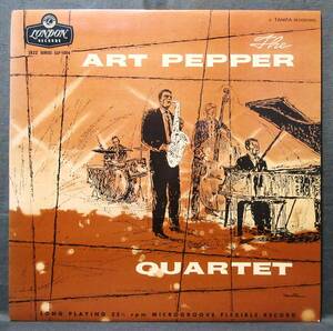 (10インチ) 稀少! 美品ペラジャケ国内1stプレス ART PEPPER [QUARTET] 両溝有り/MONO/フラット/TAMPA原盤/1958年/KING RECORDS/LLF-1004