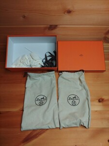 HERMES　靴　シューズ　空き箱　化粧箱　BOX 緩衝材、リボン、布製蓋付属　30.5×20.5×11cm エルメス オレンジ ボックス 保存袋