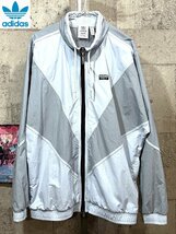 アディダス オリジナルス R.Y.V. V-LINE WOVEN TT ナイロン トラックジャケット 2XL adidas ウィンドブレーカー ビッグサイズ_画像1