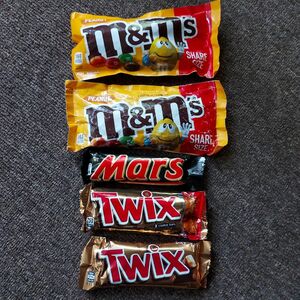 M&M　＆　TWIX & MARS　 ③