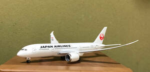 1/400 Hogan（日本航空正規発売品）JAL Japan Airlines（日本航空） B 787-846/JA822J