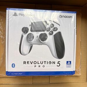 PS5ハード　ナコン レボリューション5プロ コントローラー ホワイト (PS5/PS4/PC用) PlayStation5