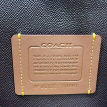 E3059 COACH／コーチ トートバッグ C0691 ベージュ系 x グレー系 金具ブロンズ チャーム付き_画像7