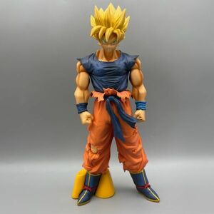 Z086 ドラゴンボール 一番くじ BATTLE OF WORLD A賞 超サイヤ人 孫悟空 フィギュア 元箱付き 長期保管品