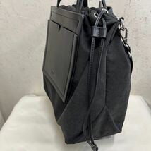 【美品♪】e13 nouer ヌエール　レザー使い2wayショルダーバッグ 黒 ブラック 大人上品♪スタイリッシュ　おすすめ♪ お買い得！_画像3