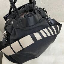 【美品♪】e13 nouer ヌエール　レザー使い2wayショルダーバッグ 黒 ブラック 大人上品♪スタイリッシュ　おすすめ♪ お買い得！_画像10