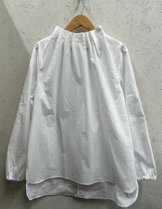 【美品】オ2☆vin ヴァン　長袖ブラウス　size9/M 白/ホワイト　日本製　ギャザー　大人女子　きれいめ　レディース　トップス　おすすめ♪