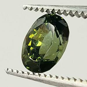 M063-503 natural zircon green zircon loose unset jewel 1 bead CARAT:1.084ctso-ting attaching 