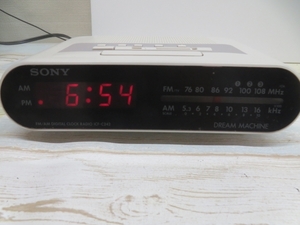 *SONY ICF-C242 digital clock radio eyes ... clock Sony with battery operation goods 94796*!!