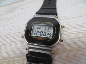 ★CASIO DW-5700 腕時計 G-SHOCK クォーツ デジタル カシオ Gショック USED 95032⑥★！！