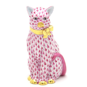 ヘレンド 猫 置物 リボンを付けたネコ (L) ピンクの鱗模様 手描き ハンガリー製 Herend