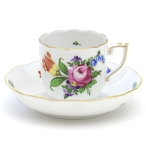 Art hand Auction Herend Coffee Cup & Saucer Bouquet of Tulips (BT-1) Hand-painted Porcelain Mocha Cup Western Tableware Floral Pattern Coffee Cup and Saucer Made in Hungary Brand New Herend, Tea utensils, Cup and saucer, Coffee cup