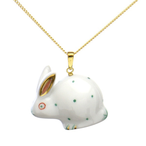 Art hand Auction Herend Rabbit Pendant Top Green Polka Dots Hand Painted Porcelain Rabbit Accessory with Neck Chain Rabbit Made in Hungary Brand New Herend, Women's Accessories, Pendant Top, charm, others