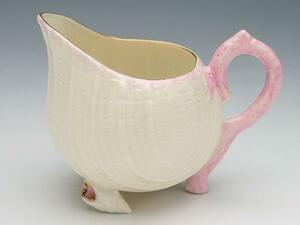 Art hand Auction [Berryk] Jug Neptune Pink Handmade Shell-Shaped Milk Jug Creamer Free Gift Wrapping MADE IN IRELAND Parian China, Western-style tableware, Tea utensils, others