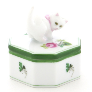 Art hand Auction Herend Vienna Rose Bonbon Box Fancy Box Cat Décoration Peinte à la main en porcelaine Boîte à bibelots Petit ornement fantaisie fabriqué en Hongrie Nouveau Heren, Accessoires intérieurs, ornement, autres