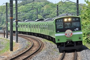 デジ画像２コマ　大和路線２０１系順次廃車(ＨＭは平城遷都祭)