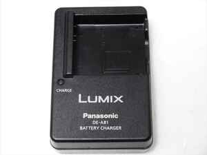  unused . close Panasonic DE-A81 battery charger Panasonic DE-A81A postage 140 jpy 