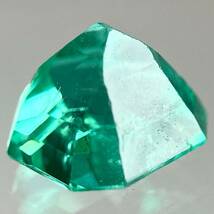 ★天然エメラルド0.475ct★m 約4.6×4.4mmソーティング付 ルース 裸石 宝石 ジュエリー ベリル beryl emerald_画像2