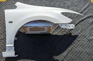 Honda CivicタイプR FD2 後期モデル Genuine フェンダー right側 運転席側 チャンピオンホワイト 超美品