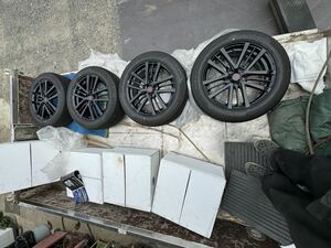 展示vehicleからNew itemに近い　　STI 18 Inch　7J INSET55 5穴　114.3 Tiresincluded225/55/18 4本set