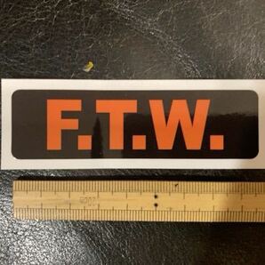 FTWステッカー】Forever Two Wheels / For The Win / Fu ck the world // F.T.W. 9x3cm ハーレー バイカー オートバイ ずっと二輪車の画像2