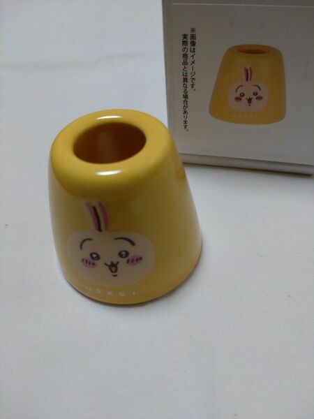 【未使用】ちいかわ　東京みやげ　ペン　&　歯ブラシスタンド　うさぎ　【日本製】陶器