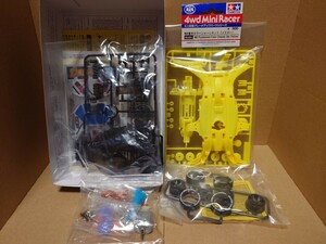 ※シャーシ変更※ タミヤ ミニ四駆PRO ダッシュ1号 エンペラー ブラックスペシャル 蛍光イエロー MAシャーシ ローハイトタイヤホイール ②