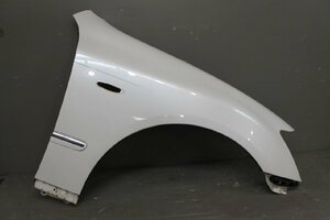 18 Crown Royal ru saloon (GRS182 GRS180 GRS181 GRS183 GRS184) original damage less dent less right front fender panel 062 right front p046857