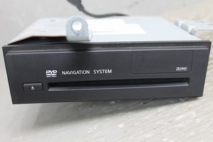 日産 エルグランド V 中期 (ME51 E51) 純正 破損無 動作保証 DVD ナビユニット カーナビ 地図2004年 QX-5702N 25915WL60A p045918