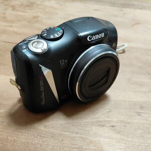 Canon PowerShot SX130 IS デジタルカメラ ※カメラケース付き