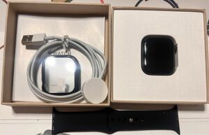 新品近　保証付　Apple watch series6 GPS+Cellularチタンモデル 44mm 新品ケースとバンドオマケ