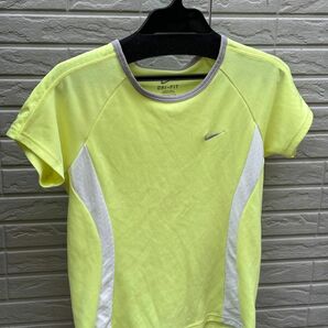 NIKE ナイキ 半袖Tシャツ