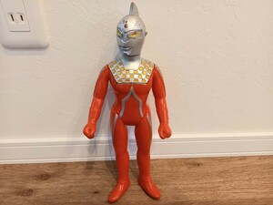 当時物 円谷プロ バンダイ ウルトラセブン ソフビ ウルトラマン 1988 レトロ コレクション ホビー 中古 保管 現状品 k1110