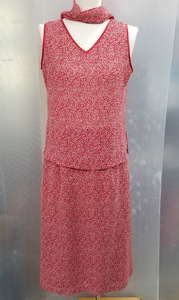 Bana8・衣類◆ATTITUDE セットアップ 3点セット ノースリーブ/スカート/リボン Mサイズ 赤系 総柄