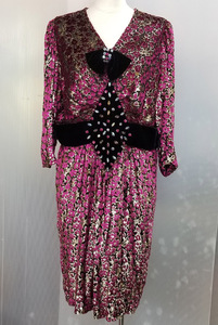 Bana8・衣類◆ワンピース ドレス キラキラ 赤紫 ベロア サイズ表記なし パーティー イベント
