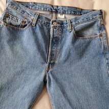 2004年製造 Levi's 501ジーンズ/デニムパンツ 古着/実寸W37L31【YLV2194】_画像5