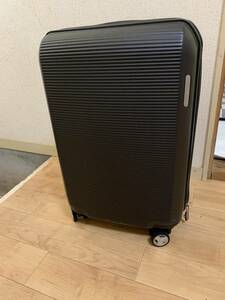 Samsonite Samsonite suitcase 