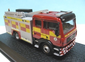 1/76 MAN ポンプ消防車 FIRE & RESCUE