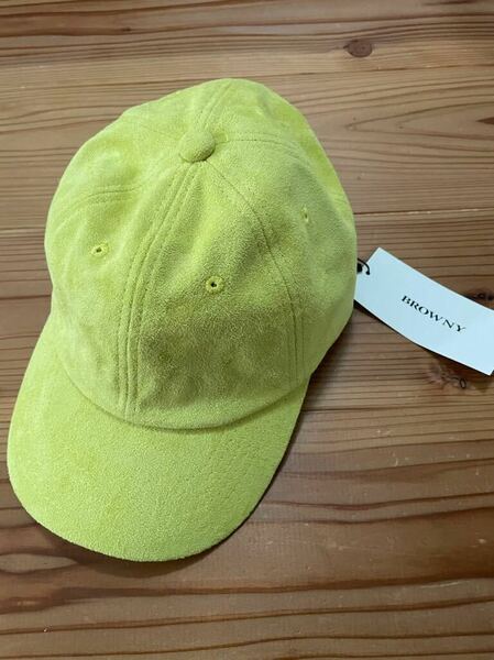 送料込み！BROWNY キャップ 新品未使用 タグ付き 黄色 イエロー CAP 帽子 ベロアキャップ 