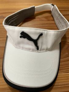 送料込み！PUMA GOLF ゴルフサンバイザー 白 ホワイト プーマゴルフ サンバイザー GOLF ゴルフウェア モノトーン ワンポイント男女兼用