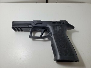 【1円スタート】 VFC SIG AIR XCARRY グリップ P320 M17 M18 ロアフレーム