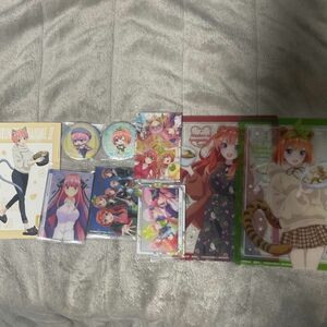 五等分の花嫁　グッズまとめ　クリアファイル　バッジ　カード　ポストカード